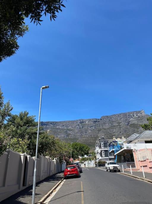 Centrally Located Loft - Upper East Side Cape Town